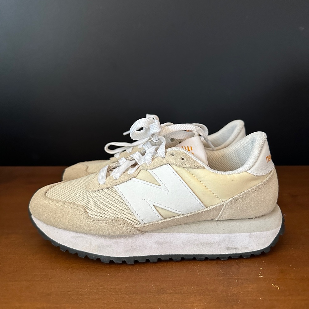 New Balance 237 Calm Taupe -5US